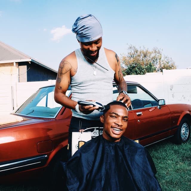 Uyababona Benzani? (feat. Shoes Meister)